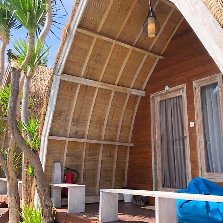Paradesa Villa Gili Trawangan Dış mekan fotoğraf