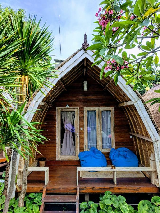 Paradesa Villa Gili Trawangan Dış mekan fotoğraf